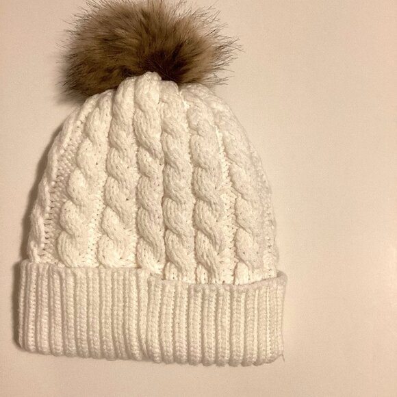 Beanie Cable Knit Hat With Pom-Pom One Size White Winter Skiing Warm Toque - Picture 2 of 4